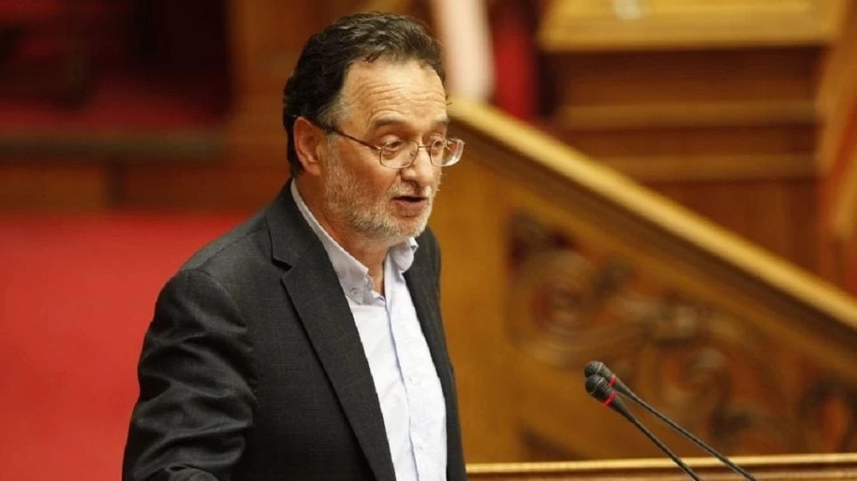 Λαφαζάνης: Ζούμε τον απόλυτο εξευτελισμό ενός σάπιου και διεφθαρμένου πολιτικού κατεστημένου